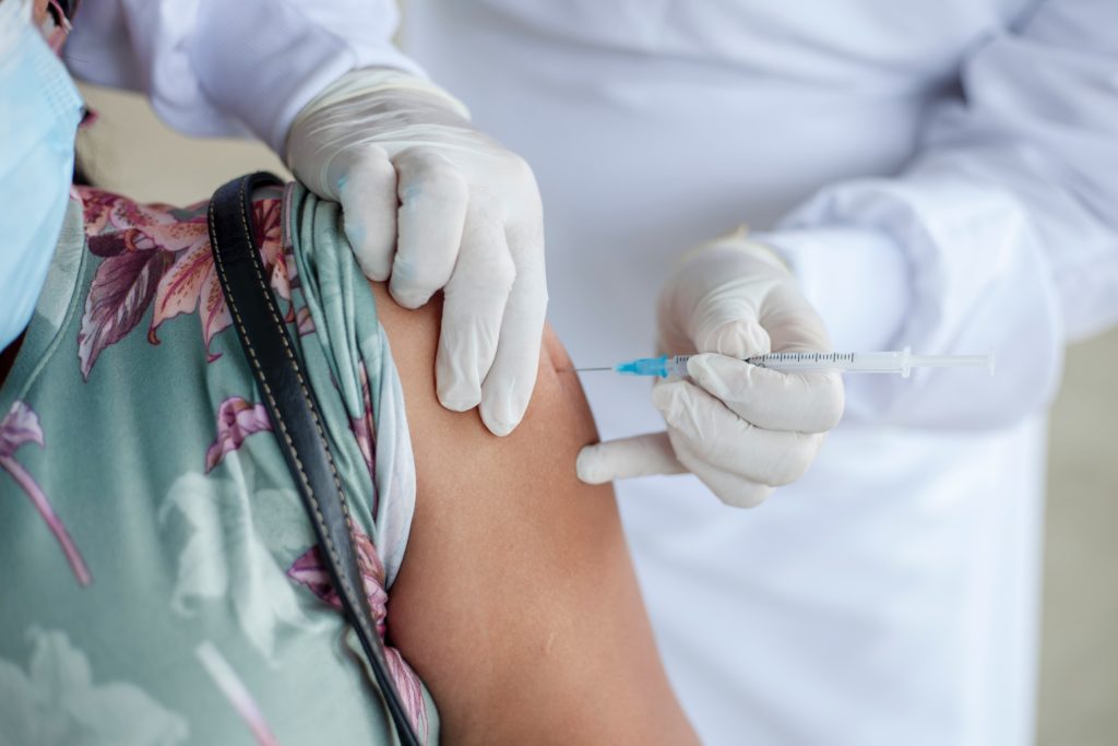 Crianças receberão dose de reforço da vacina (Foto: Pexels - Frank Meriño)